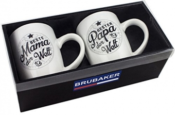Brubaker Beste Mama & Bester Papa der Welt Tassen Set aus Keramik - 2 Kaffeebecher 300 ml - Kaffeetassen mit Grußkarte und Geschenkpackung - 4