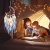 Hongyans Traumfänger mit LED Licht Handgefertigt Dreamcatcher mit Federn Böhmen Dekoration für Schlafzimmer Hochzeit Wandbehang Ornament Mädchen Kinder Geschenk (Rosa) - 2