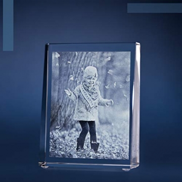 Isonio Glasfoto - Ihr Foto in hochwertiges Glas gelasert, mit hellem LED Leuchtsockel aus schwarzem Alu (Glasfoto mit Leuchtsockel, Gr. M Hoch 80 x 105 x 30 mm) - 3